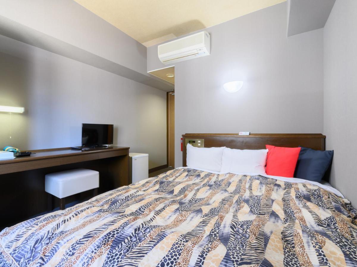 Tabist Iwata Station Hotel Екстер'єр фото