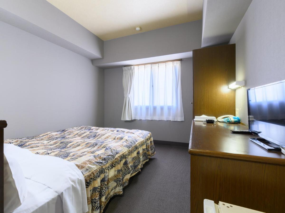 Tabist Iwata Station Hotel Екстер'єр фото